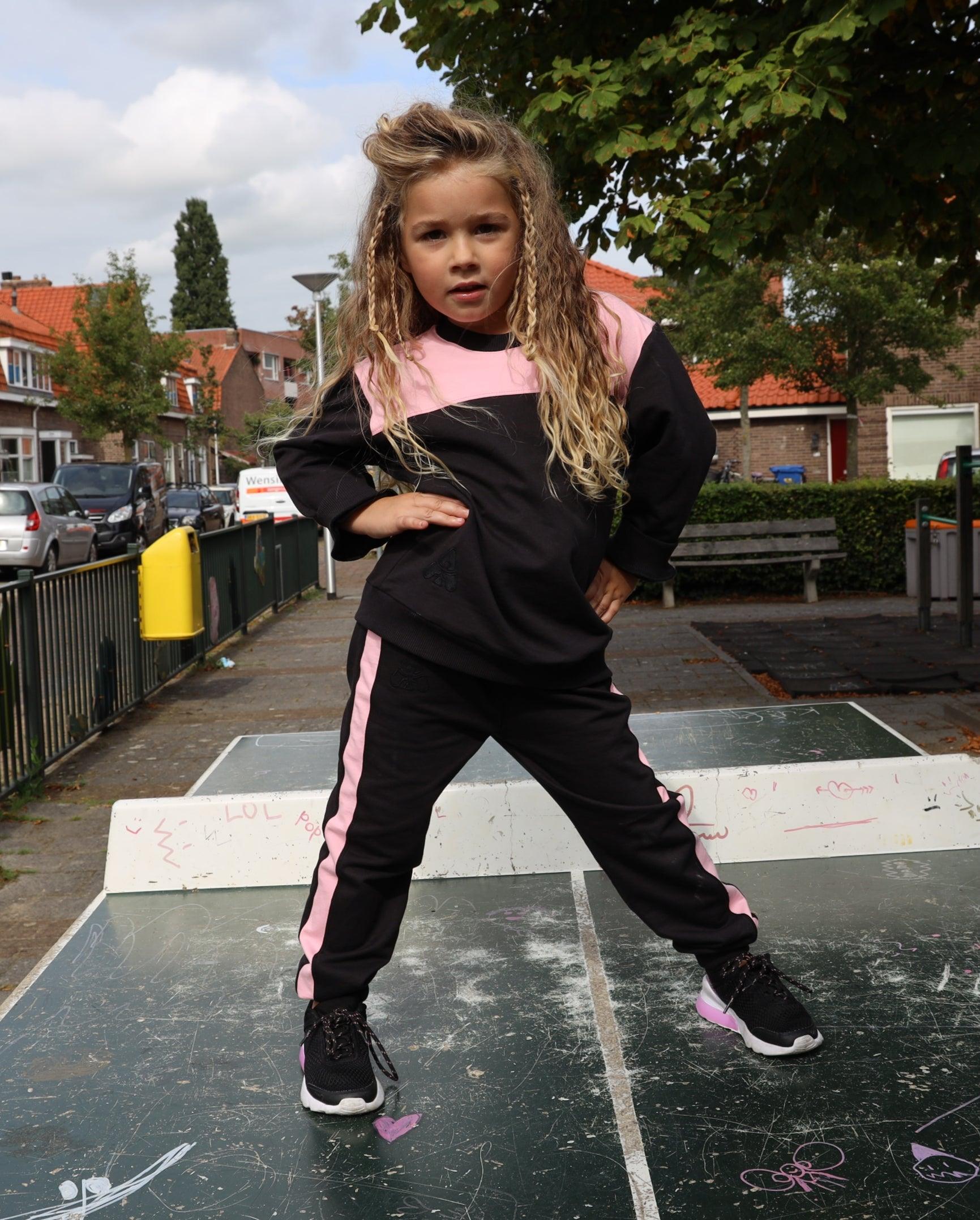 Gami - Joggingpak met roze zijstreep - Alisé kids